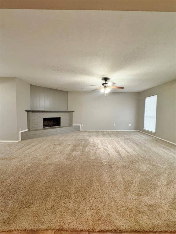 1146 Meadow Creek Drive, Lancaster, TX 75146