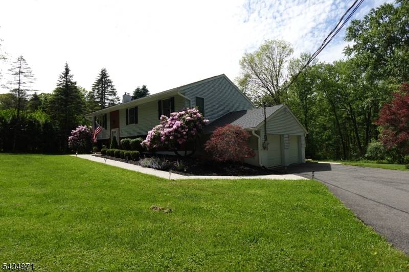 285 Axford Ave, Oxford Twp., NJ 07863