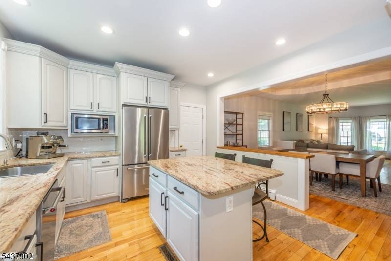 298 Emerson Ln, Berkeley Heights Twp., NJ 07922
