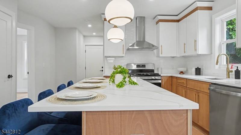 209 Columbia Ave, Cranford Twp., NJ 07016