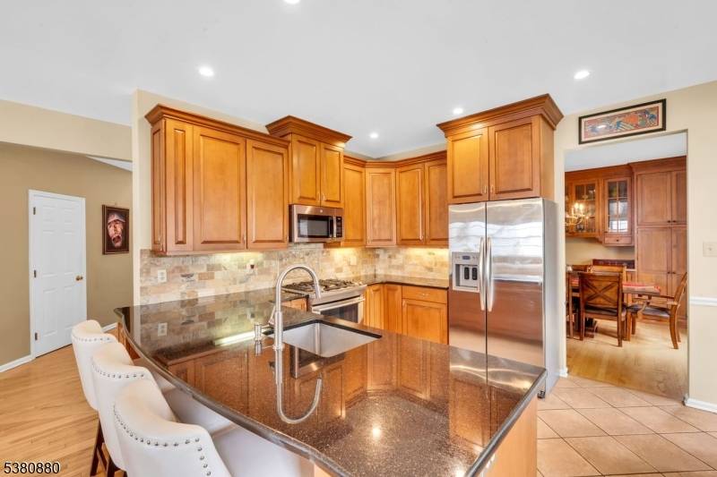 7 Hughes Road, Bridgewater Twp., NJ 08807