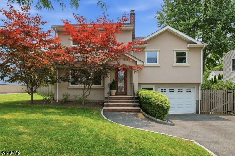 17 Westland Rd, Verona Twp., NJ 07044