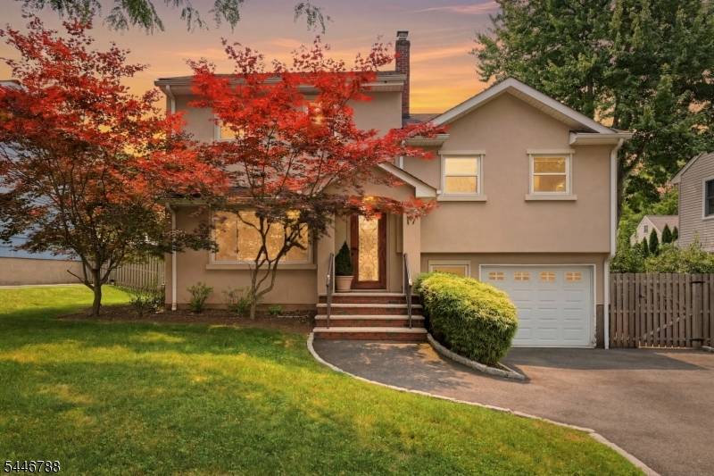 17 Westland Rd, Verona Twp., NJ 07044