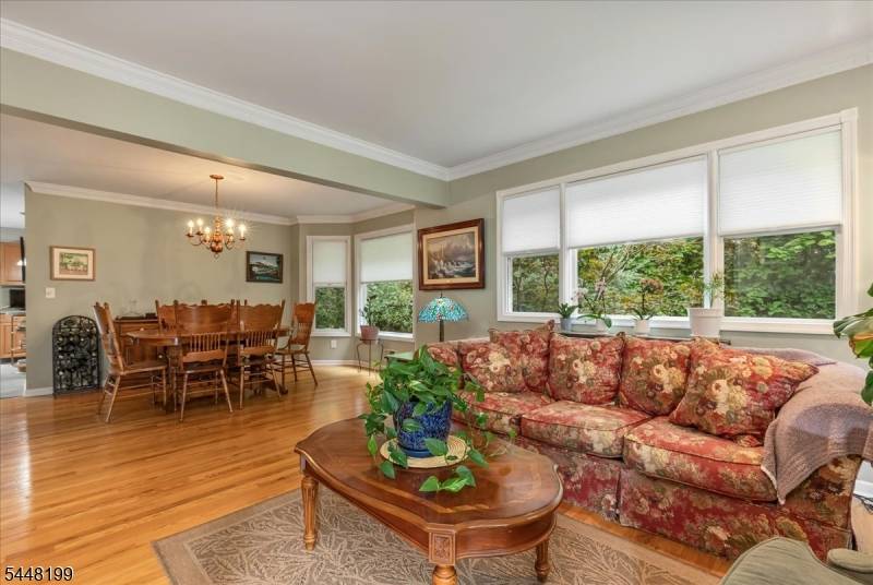 18 Jacobs Ln, Scotch Plains Twp., NJ 07076
