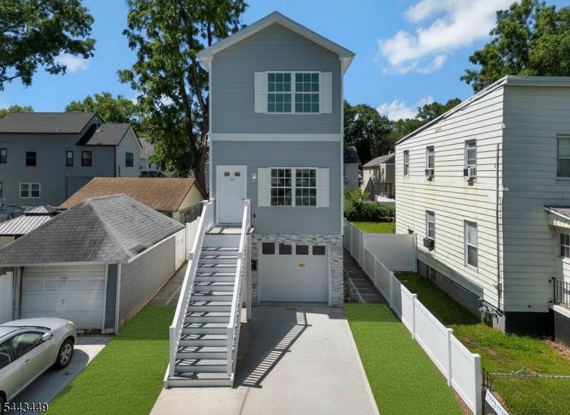 197 Iva St, Rahway City, NJ 07065