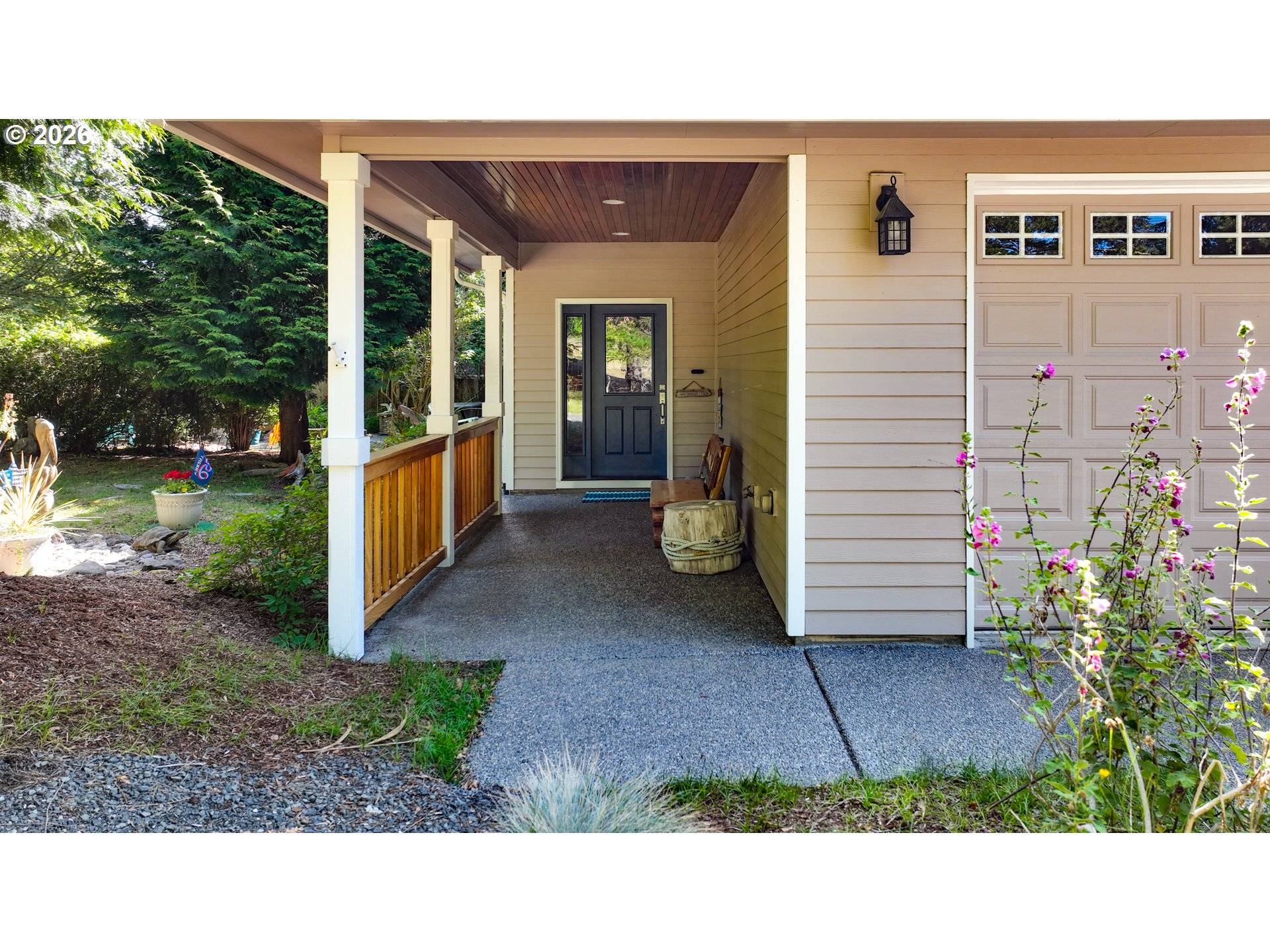 90571 LAKE VIEW RD, Warrenton, OR 97146