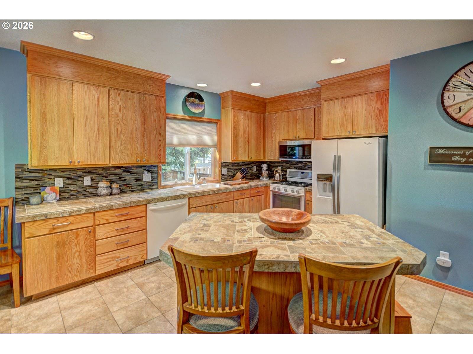 90571 LAKE VIEW RD, Warrenton, OR 97146