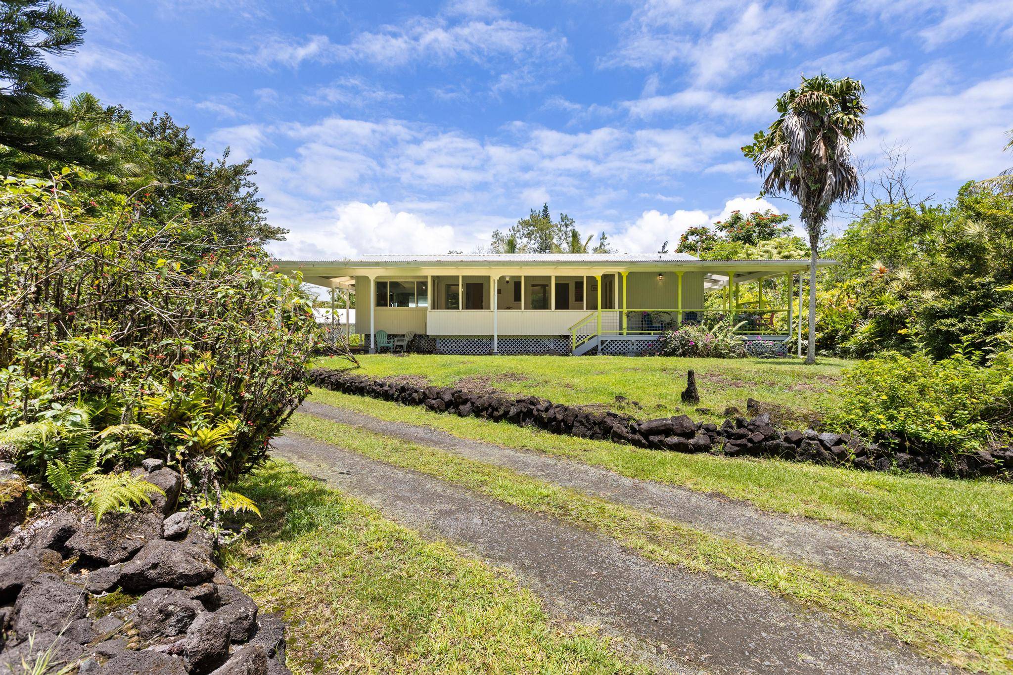 15-2004 2ND AVE, Keaau, HI 96749
