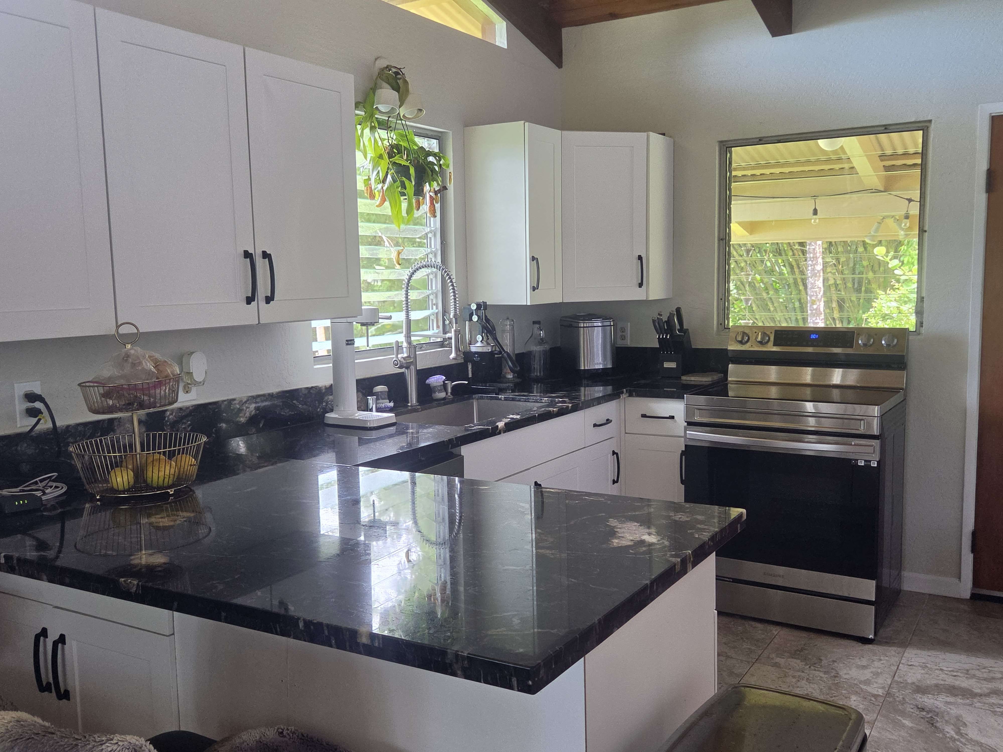 17-4013 KUAAINA RD, Kurtistown, HI 96760