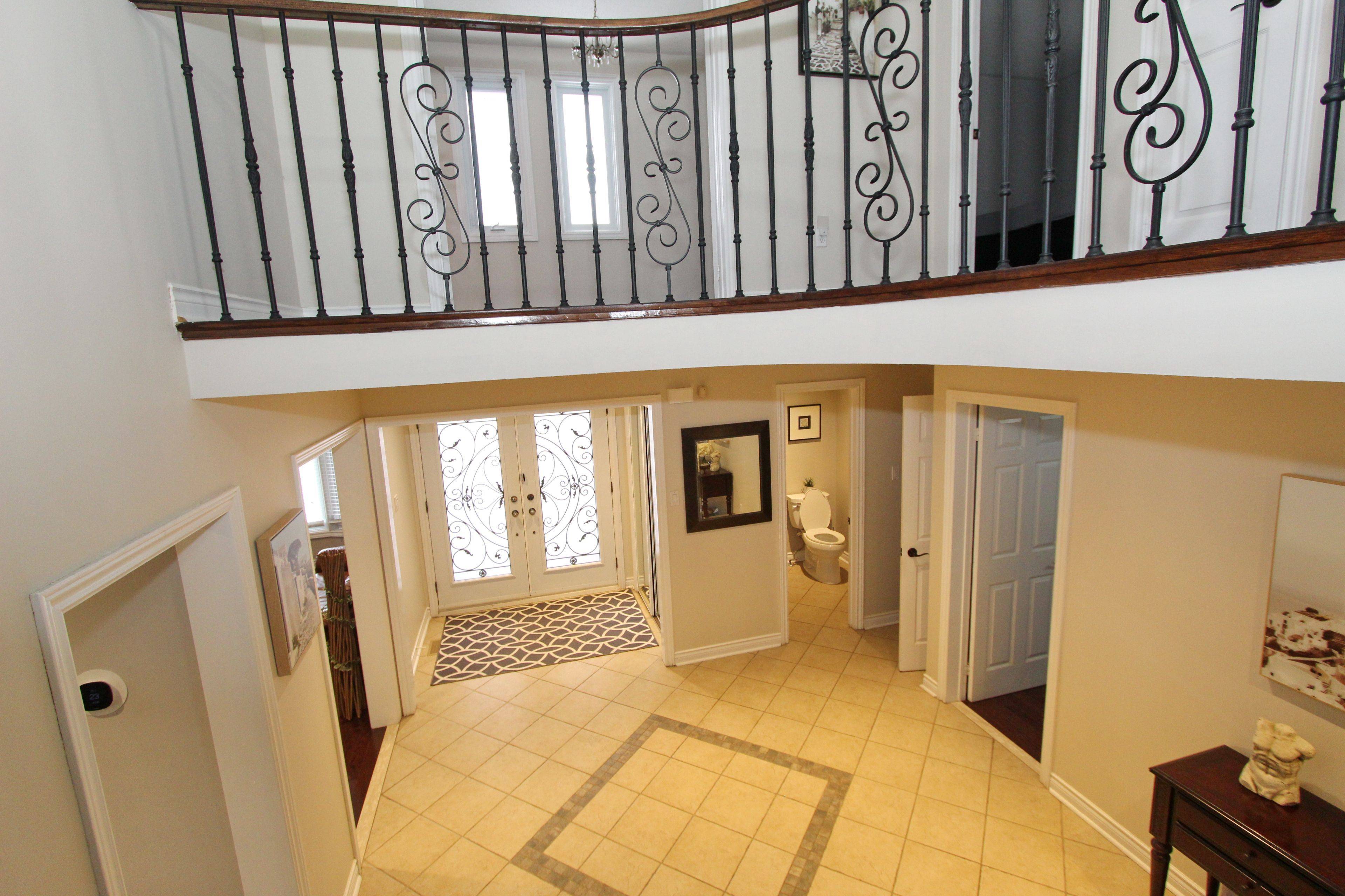 20 Saratoga RD, Markham, ON L3P 7J2