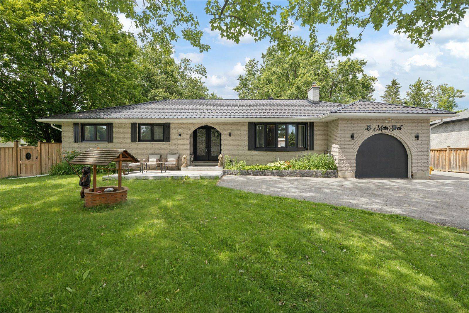 28 Main ST, Georgina, ON L0E 1N0