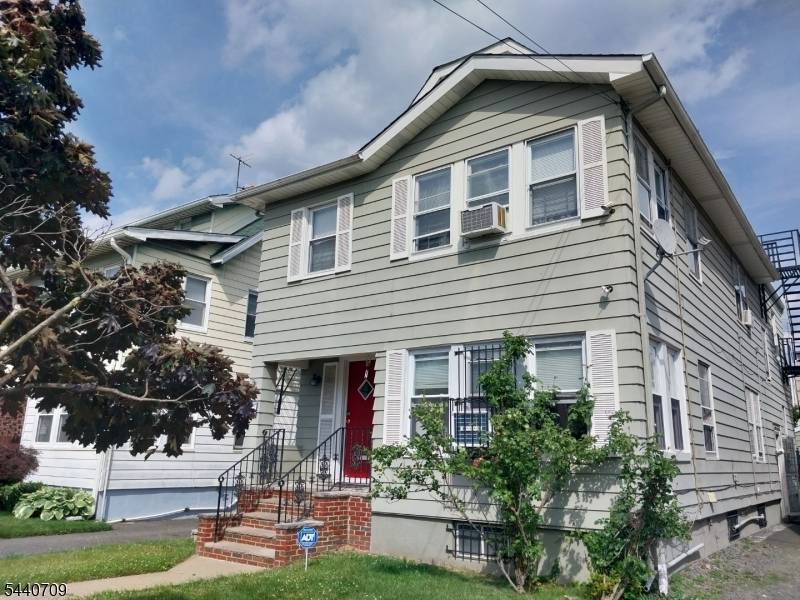 230 Ampere Pkwy, Bloomfield Twp., NJ 07003