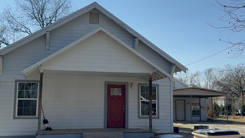 602 W Walcott Avenue, Comanche, TX 76442