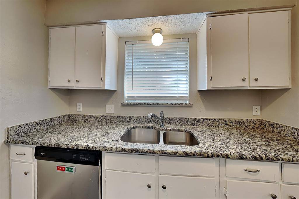 6509 Westridge Drive, Watauga, TX 76148