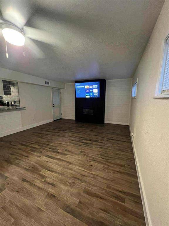 140 Doe Run Road, Gun Barrel City, TX 75156
