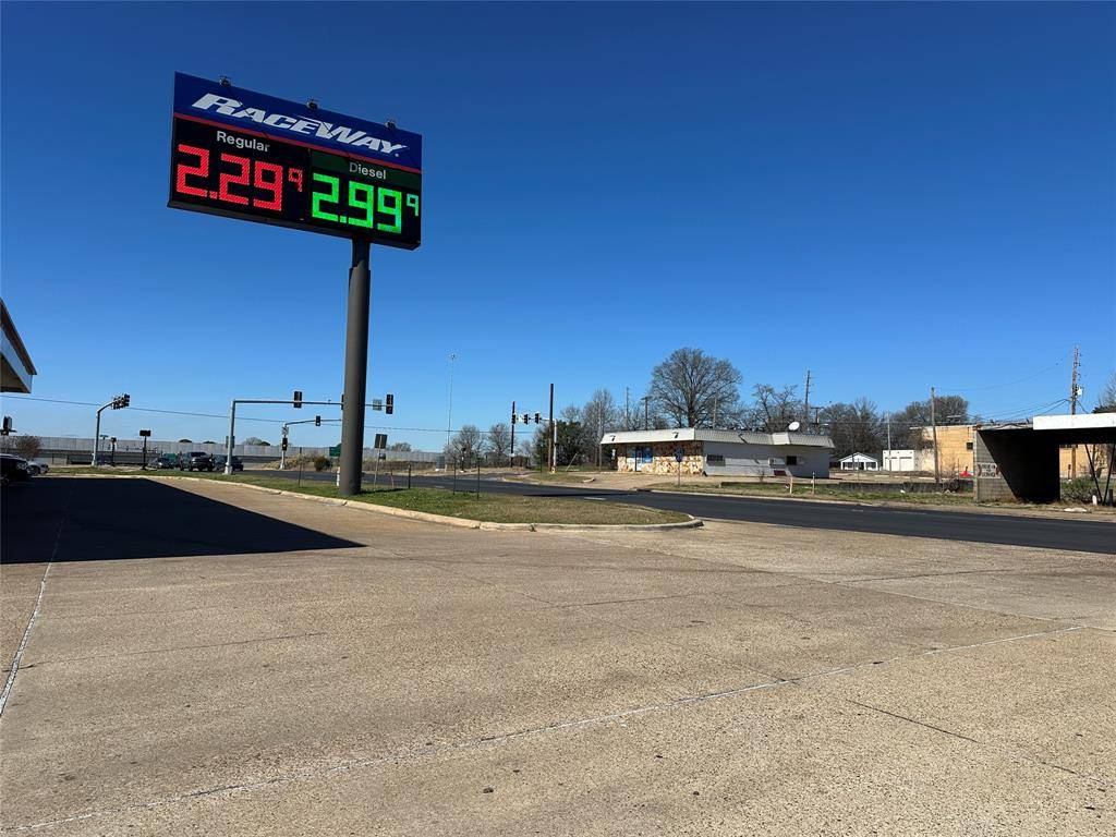 246 E 70th Street, Shreveport, LA 71106