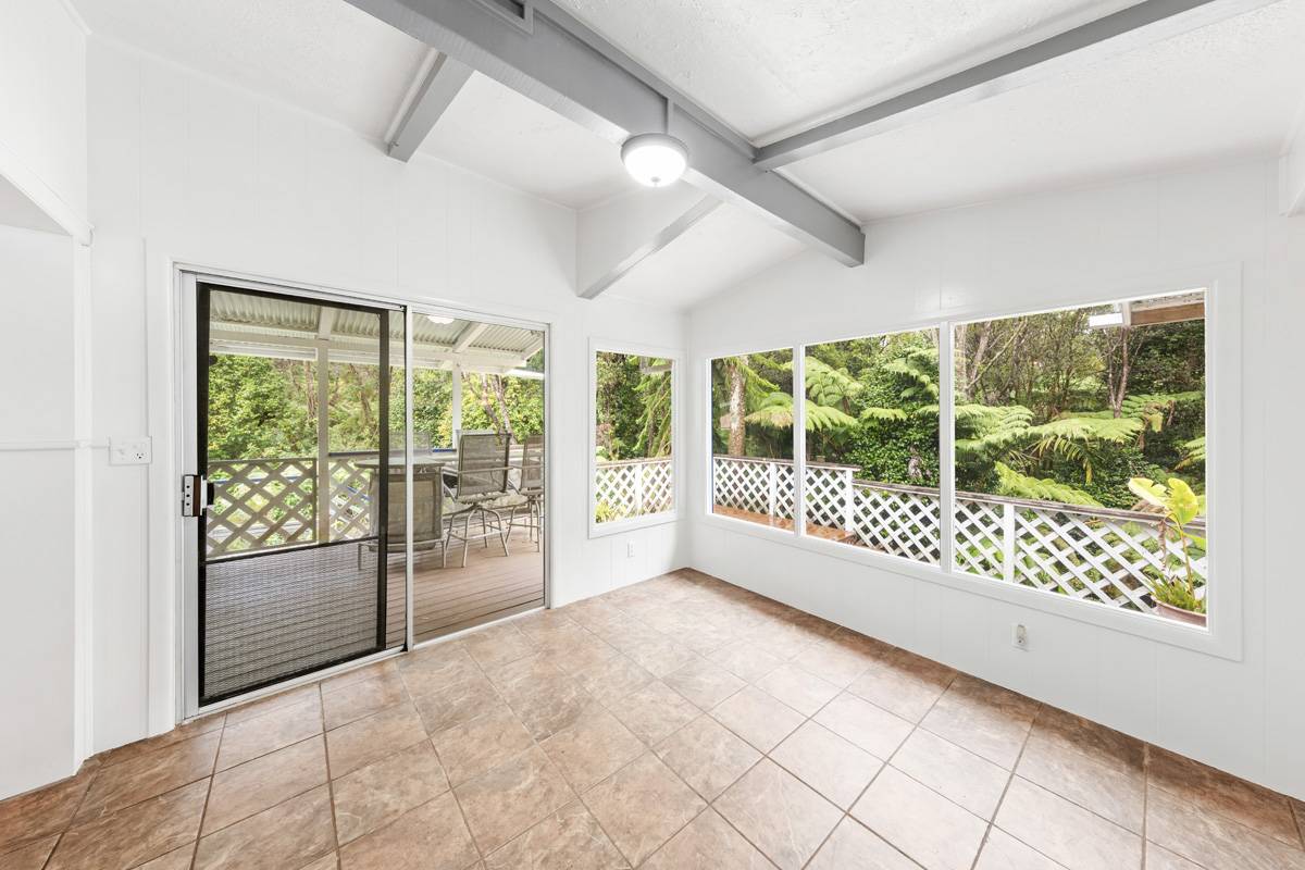 19-4301 HAUNANI RD, Volcano, HI 96785