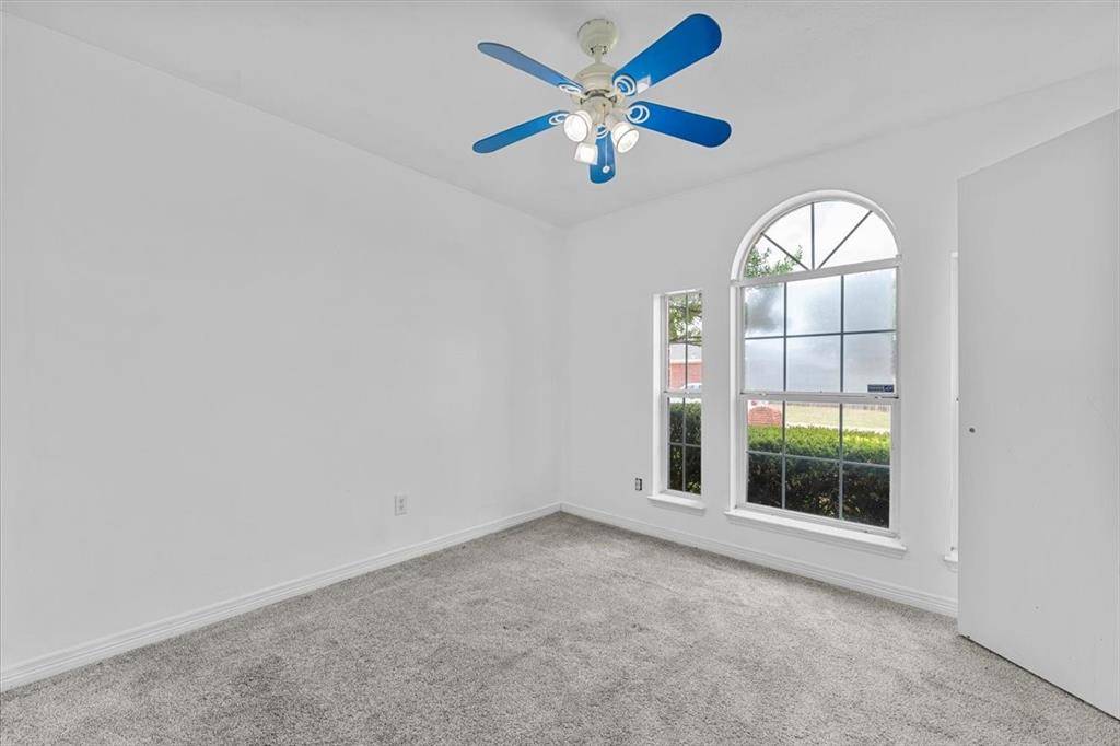 10505 Braewood Drive, Fort Worth, TX 76131