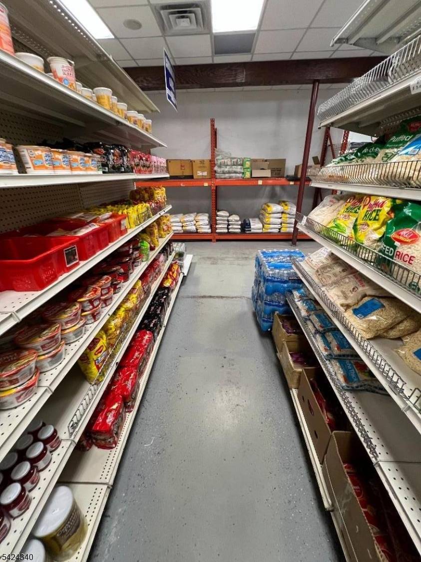 139 Wayne Ave, Paterson City, NJ 07502