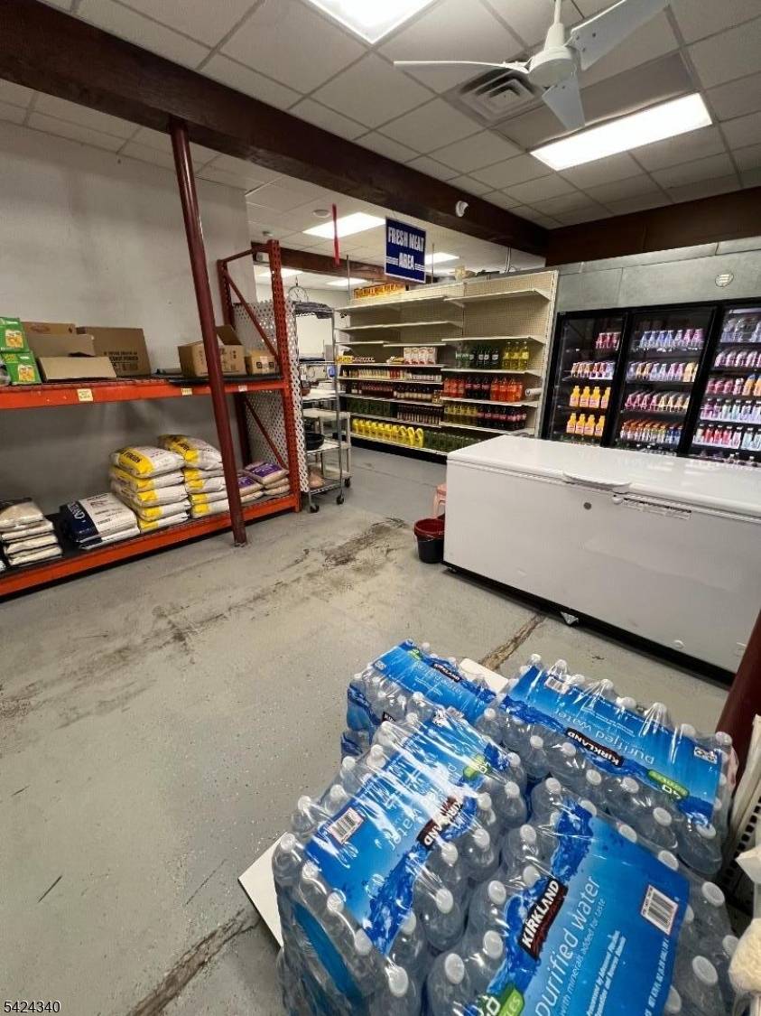 139 Wayne Ave, Paterson City, NJ 07502