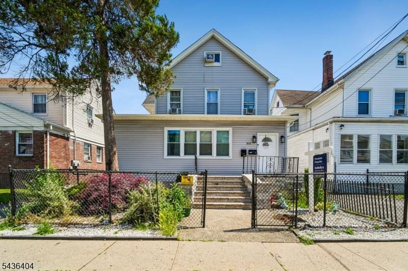 303 Harrison St, Passaic City, NJ 07055