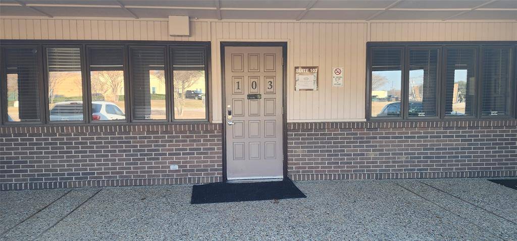 1050 N Belt Line Road #103, Mesquite, TX 75149