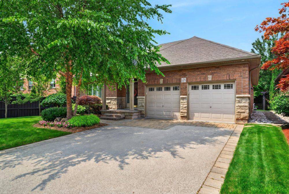 976 Shadeland AVE #13, Burlington, ON L7T 2M5