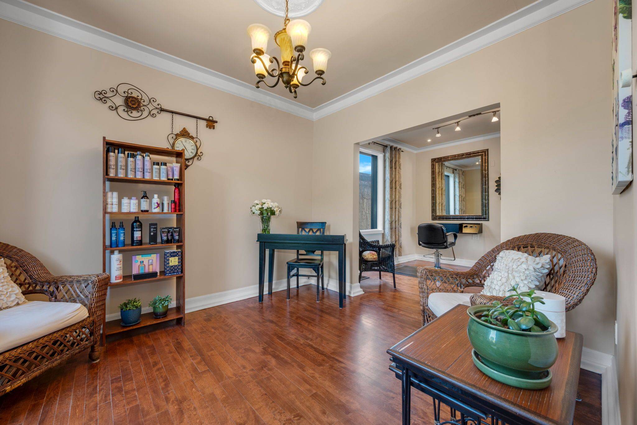 383 Danforth AVE, Carlingwood - Westboro And Area, ON K2A 0E1
