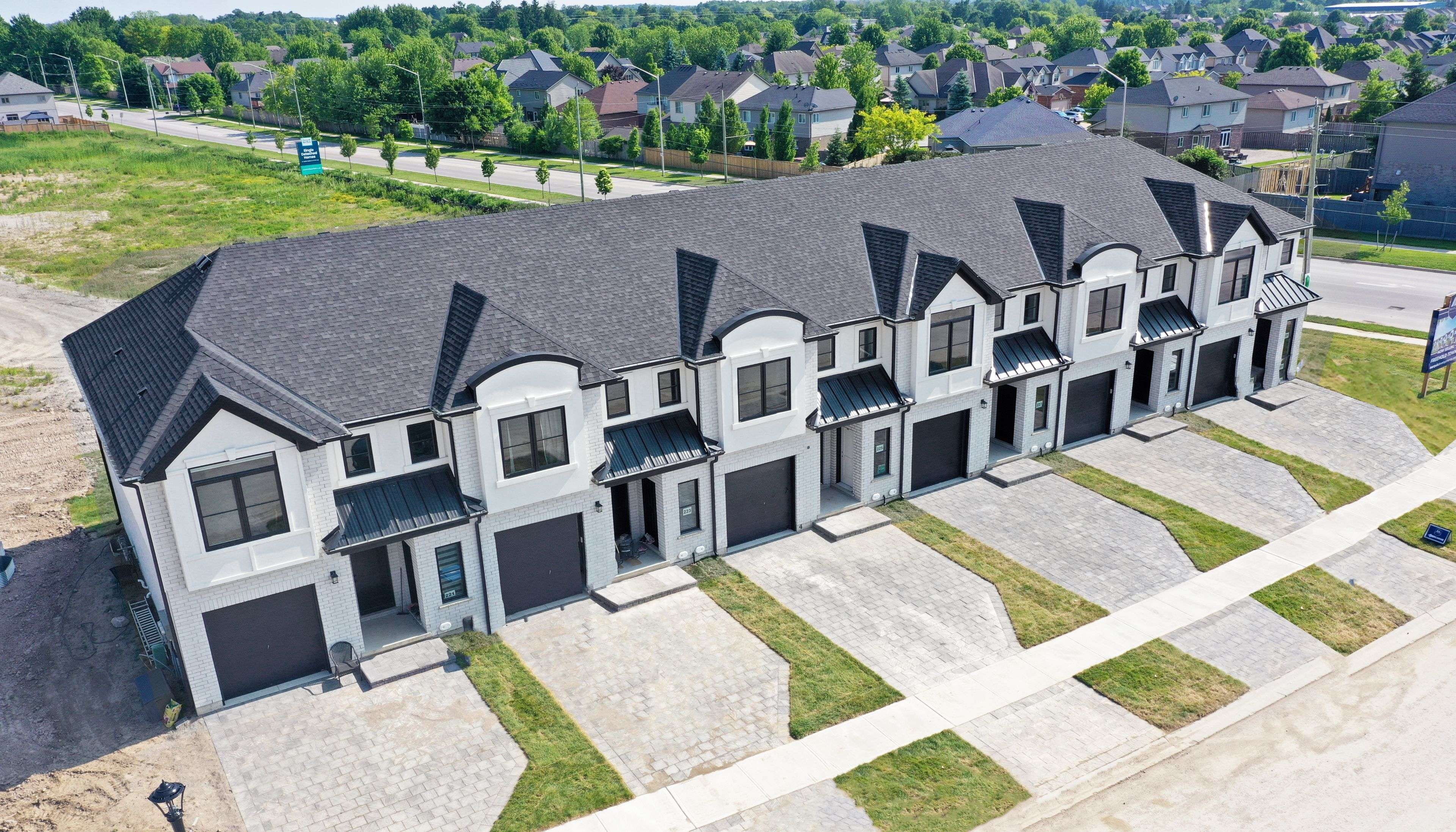 165 Bowman DR, Middlesex Centre, ON N0M 2A0