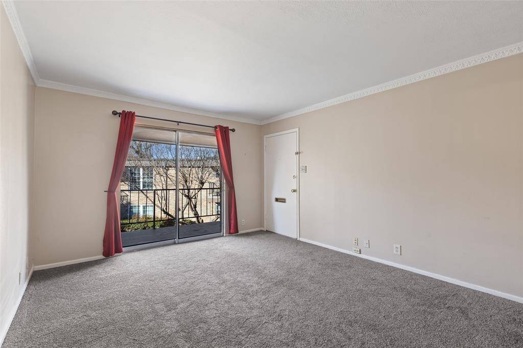 7918 Royal Lane #212, Dallas, TX 75230