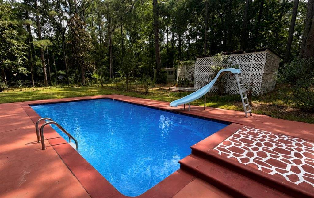 447 Burrow Lane, Cotton Valley, LA 71018