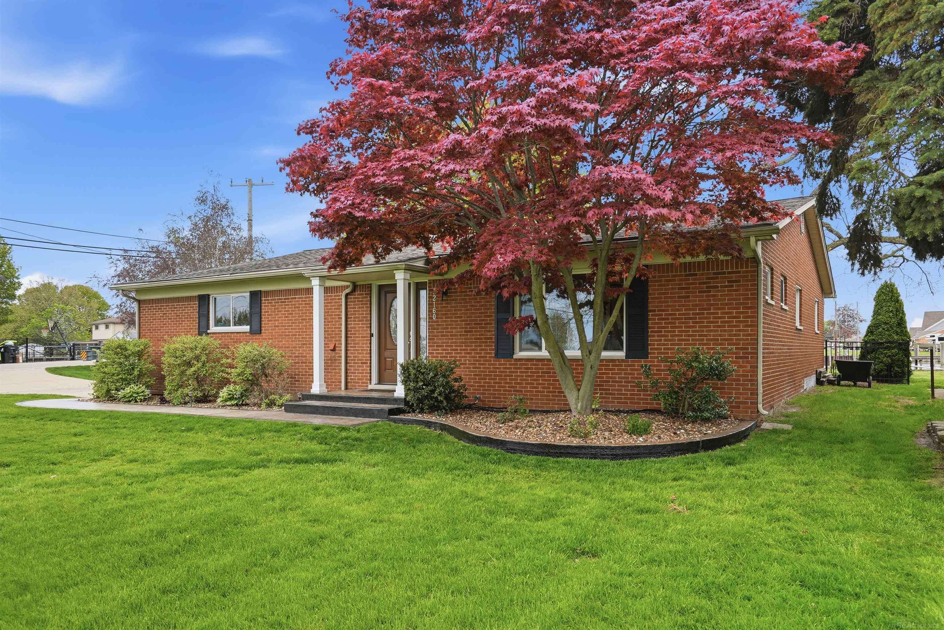 32160 S River RD, Harrison Twp, MI 48045