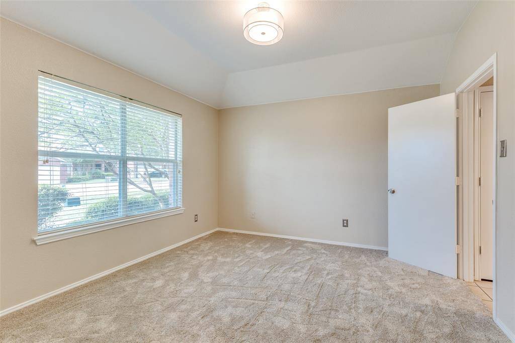 3729 Verde Drive, Fort Worth, TX 76244