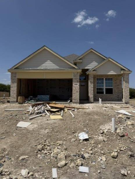 1136 Runway Road, Fort Worth, TX 76131