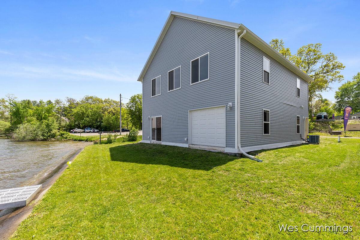 2678 Ottawa DR, Orleans Twp, MI 48865