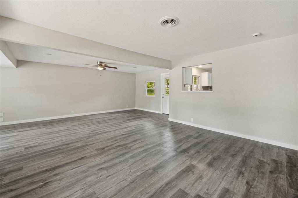 1305 W Lavender Lane, Arlington, TX 76013
