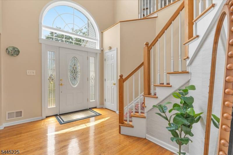 370 Westfield Ave, Clark Twp., NJ 07066