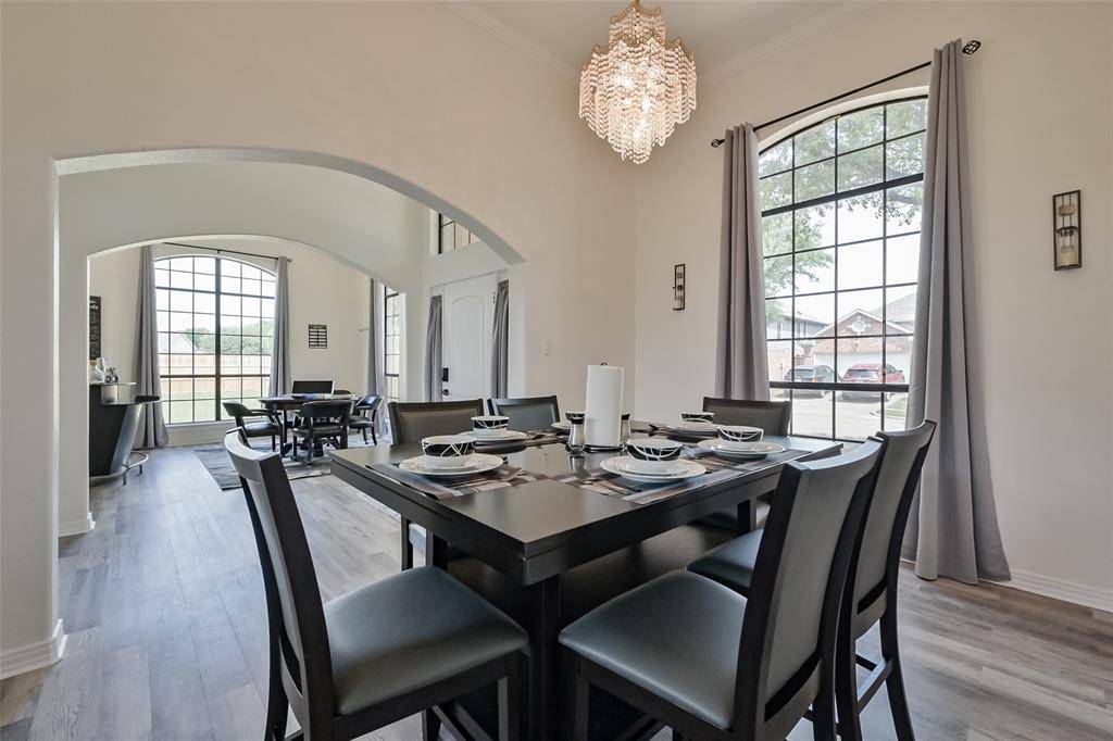 2735 Water Oak Drive, Grand Prairie, TX 75052