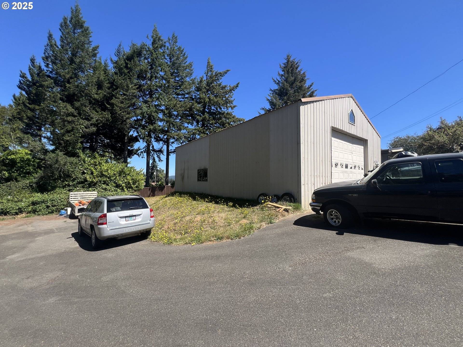 760 OCONNELL ST, North Bend, OR 97459