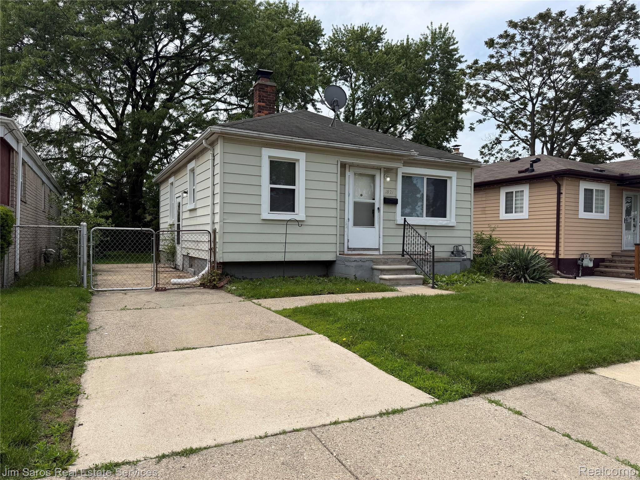 1821 Hanover ST, Lincoln Park, MI 48146