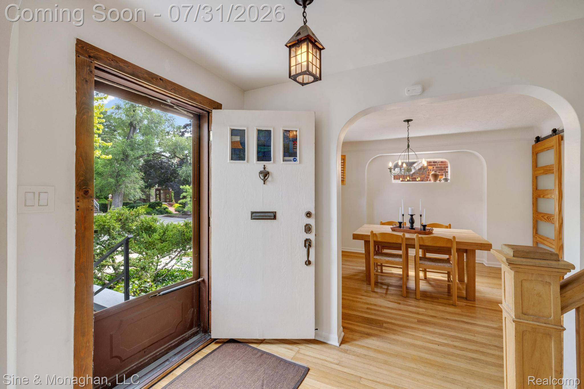 417 CLOVERLY RD, Grosse Pointe Farms, MI 48236