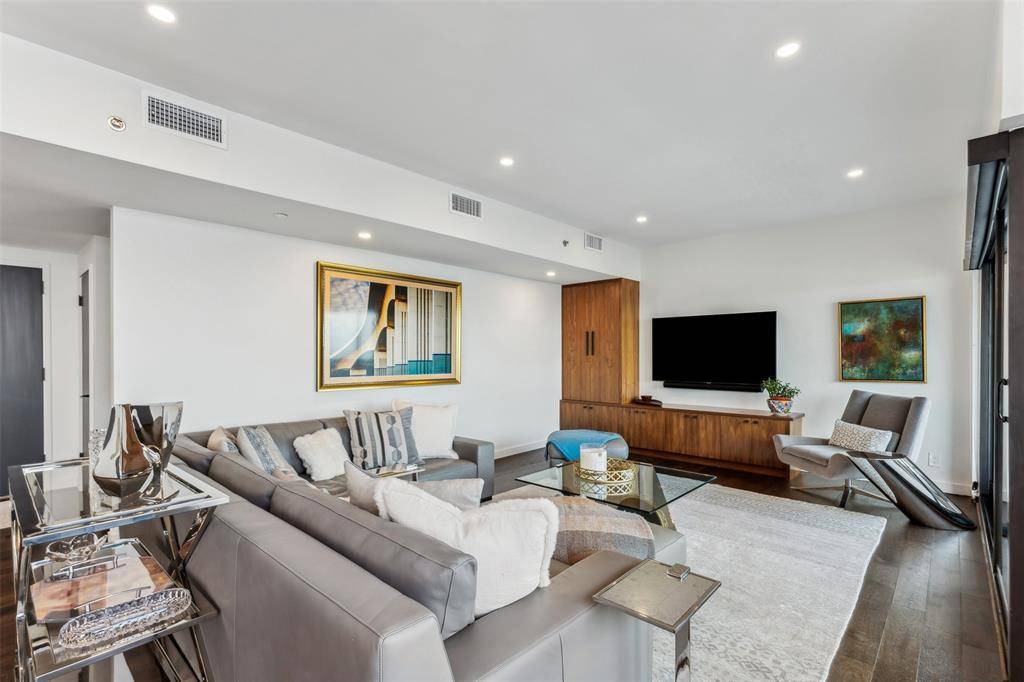 3030 Mckinney Avenue #2305, Dallas, TX 75204