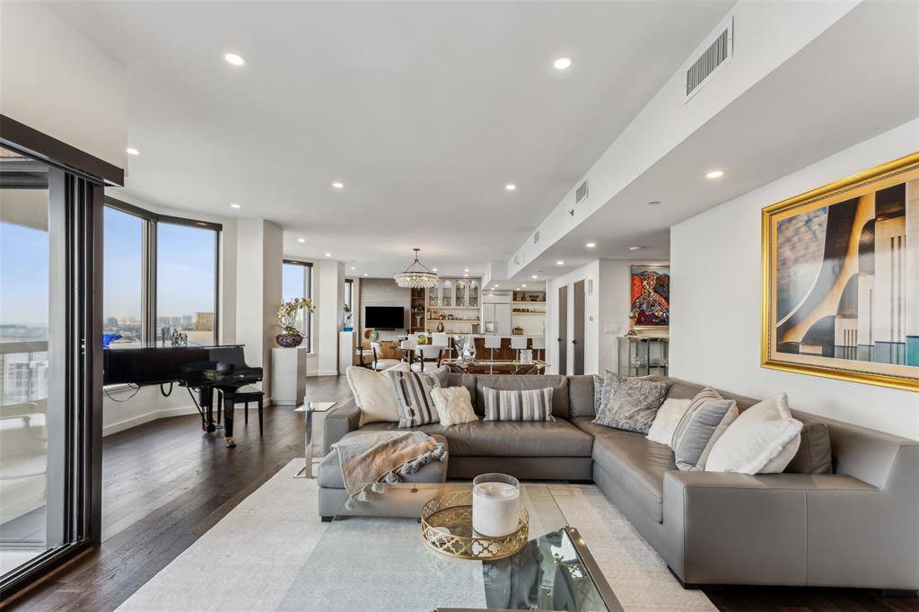 3030 Mckinney Avenue #2305, Dallas, TX 75204