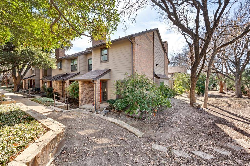 9910 Royal Lane #208, Dallas, TX 75231