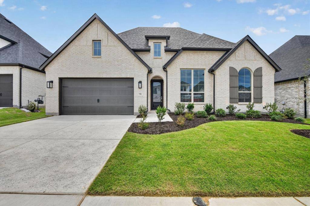 936 Mumms Field Drive, Fort Worth, TX 76247