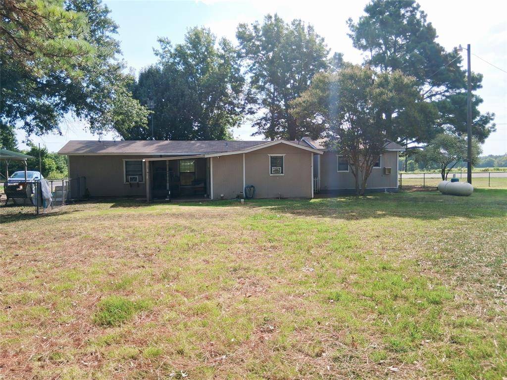 8140 Fm 513 S, Lone Oak, TX 75453
