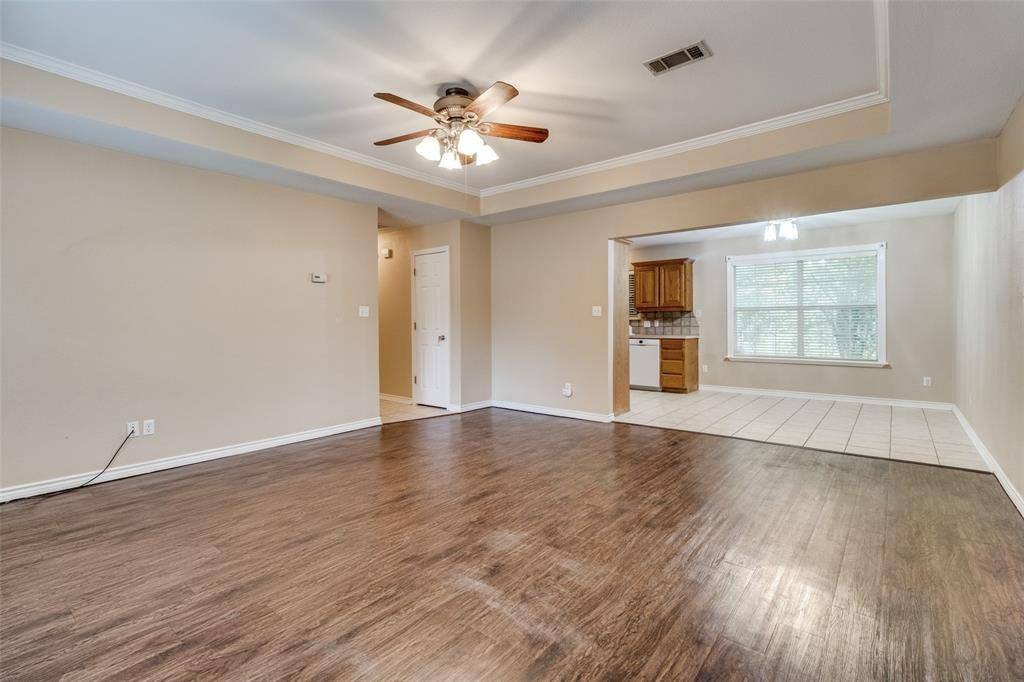 454 E Fulton Street, Van Alstyne, TX 75495