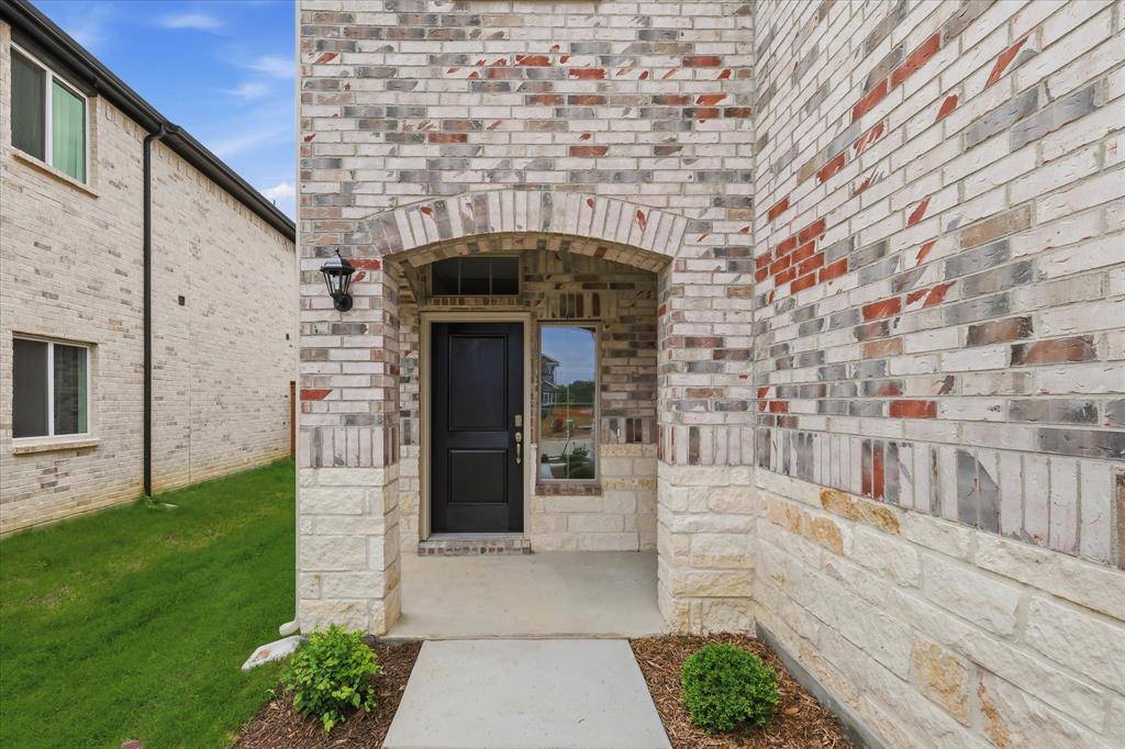 937 lost mine Trail, Little Elm, TX 75068