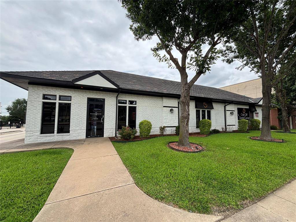 820 N Zang Boulevard, Dallas, TX 75208