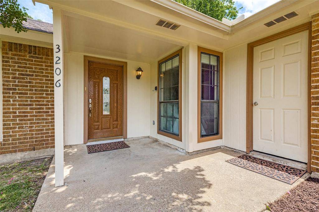 3206 Wintersmith Drive, Arlington, TX 76014